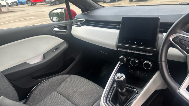 Renault Clio 1.0 TCe 90 SE Edition 5dr Petrol Hatchback